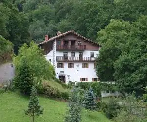 Hostal Rural Onbordi - hotel en Lesaka