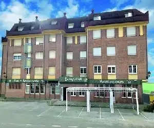 Hostal Sanpatiel - hotel en Polientes