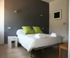 Hostal Totsompops - hotel en Colera