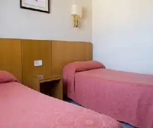 Hostal Vertisol - hotel en Les Preses