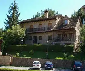 Hosteleria Santa Cruz - hotel en Santa Cruz de la Serós