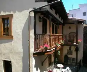 Pensión La Antigua