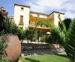 Hosteria Casa Colonial - hotel en Madrigal de la Vera