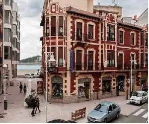 Hosteria Villa de Castro - hotel en Castro-Urdiales