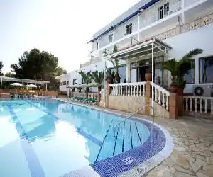 Hotel & Spa Entre Pinos-Adults Only - hotel en Es Calo