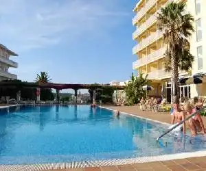 Hotel Agamenon - hotel en Es Castell