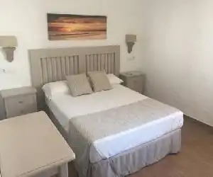 Hotel Almadrabeta - hotel en Zahara de los Atunes