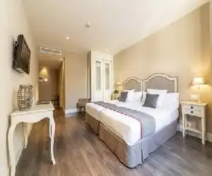 Hotel Altora - hotel en Tomelloso