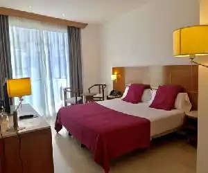 Hotel Calasanz - hotel en Molíns de Rey