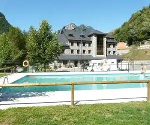 Complejo Turistico Camping Bielsa - hotel en Bielsa