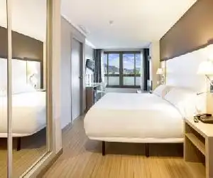 B&B Hotel Cartagena Cartagonova - hotel en Cartagena