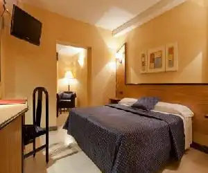 Hotel Ciudad de Navalcarnero - hotel en Navalcarnero