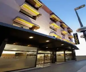 Hotel Ciutat de Tarrega - hotel en Tárrega