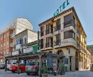 Hostería El Bodegón De Gredos