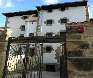 Hotel El Cerco - hotel en Puente la Reina