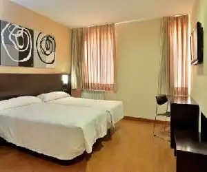 Hotel El Paso Honroso - hotel en Hospital de Órbigo
