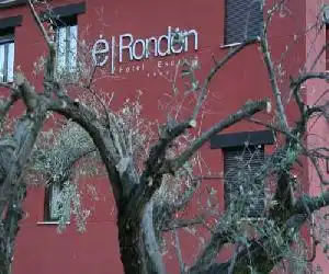 Hotel El Rondón - hotel en Cebreros