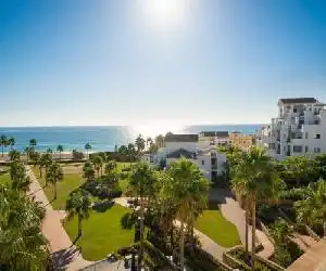 Estepona Hotel & Spa Resort