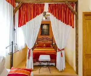 Hotel Hospederia Zacatin - hotel en Alcalá la Real