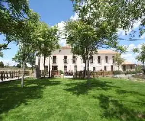 Hotel La Fonda De La Estación - hotel en La Puebla de Valverde