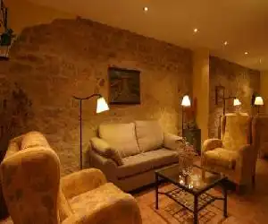 Hotel La Jara-Arribes - hotel en Aldeadávila de la Ribera