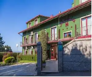 Hotel Lombiña - hotel en Puebla del Caramiñal