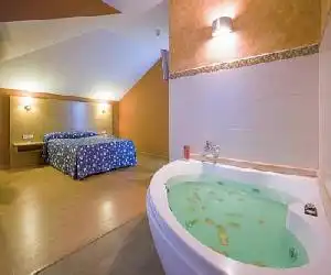 Hotel Los Pasiegos - hotel en Hoznayo