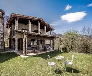 Hotel Mas la Ferreria - hotel en La Vall de Bianya