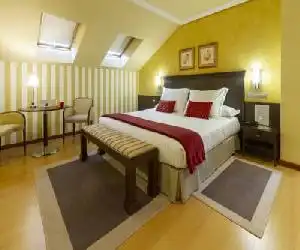 Hotel MIRAVALLE - hotel en San Ciprián de Viñas