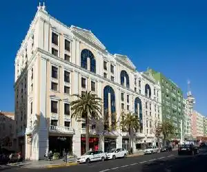 Hotel Monte Puertatierra - hotel en Cádiz