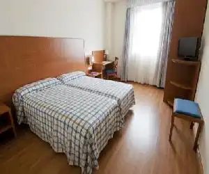 ibis Styles Pamplona Noain - hotel en Noáin