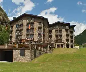 Hotel Canaro - hotel en Incles