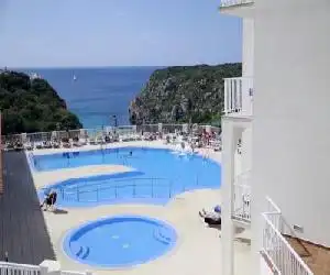 Hotel Playa Azul - hotel en Cala en Porter
