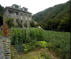 Hotel Pontes De Gatin - hotel en Becerreá