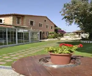 Hotel Restaurant El Bosc - hotel en Banyeres del Penedes