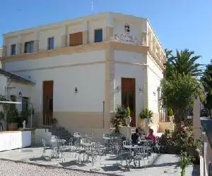 Hotel Restaurante Casa Julia - hotel en Parcent