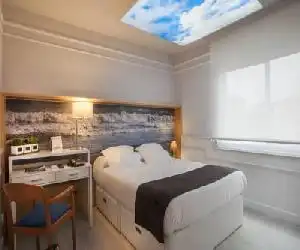 Hotel Ribes Roges - hotel en Vilanova i la Geltrú
