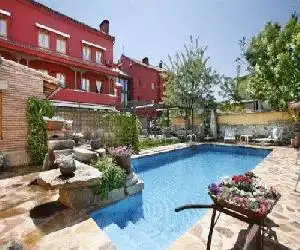 Hotel Rincon de Traspalacio - hotel en Robledo de Chavela