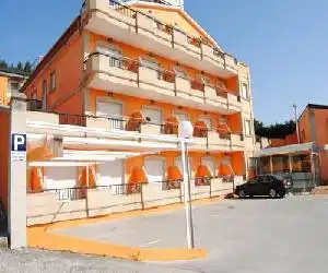 Hotel Riveiro II - hotel en Areas
