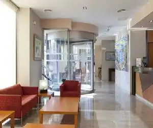 Hotel Olympia Ronda II - hotel en Puig