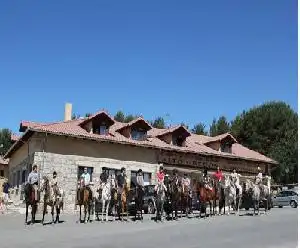 Hotel Rural Alto Gredos - hotel en Hoyos del Espino
