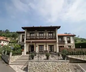 Apartamentos Andrin - hotel en Andrín