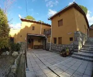 Hotel Rural El Arca de Noé - hotel en El Tiemblo