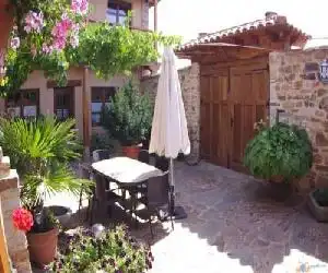 Hotel Rural La Veleta - hotel en Murias de Rechivaldo
