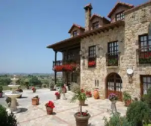Hotel Finca "Posada El Solar" Burger-Gintonic Bar - hotel en Galizano