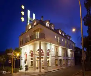 Hotel Versalles - hotel en Granja de Rocamora