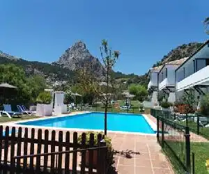 Villa Turística de Grazalema - hotel en Grazalema