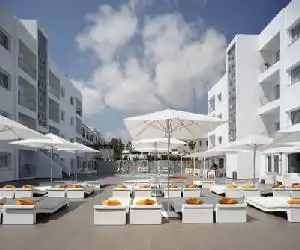 Ibiza Sun Apartments - hotel en Playa d´en Bossa