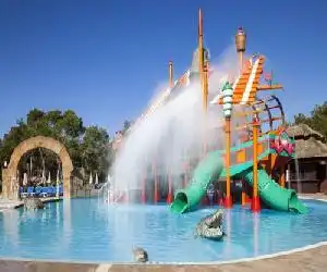 Invisa Hotel Club Cala Blanca - hotel en Playa es Figueral