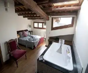 L'Argolla Hostal - hotel en Santa Coloma de Farnés